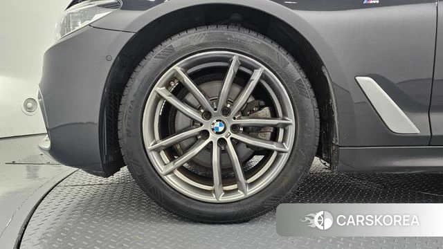 BMW 5 Series (G30) id 4856550 из Кореи 34