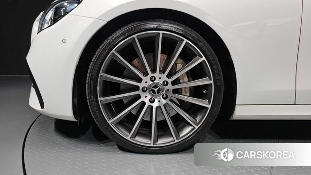 Mercedes-Benz E-Class W213 id 4637271 из Кореи 28