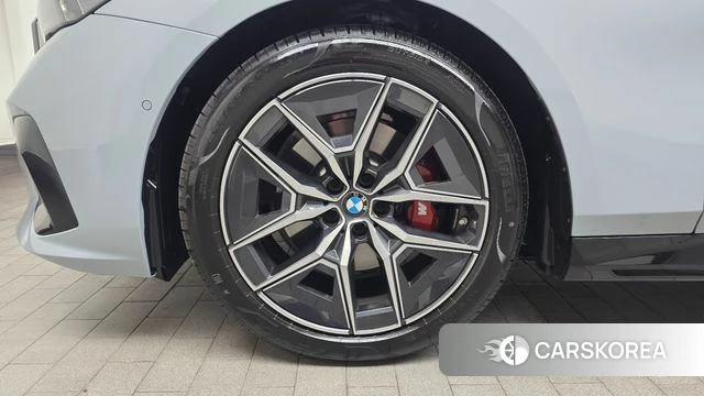 BMW 5 Series (G60) id 4387745 из Кореи 15