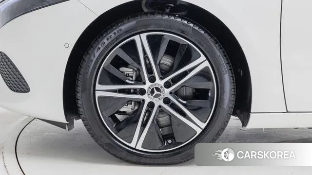 Mercedes-Benz A-Class W177 id 3731595 из Кореи 15