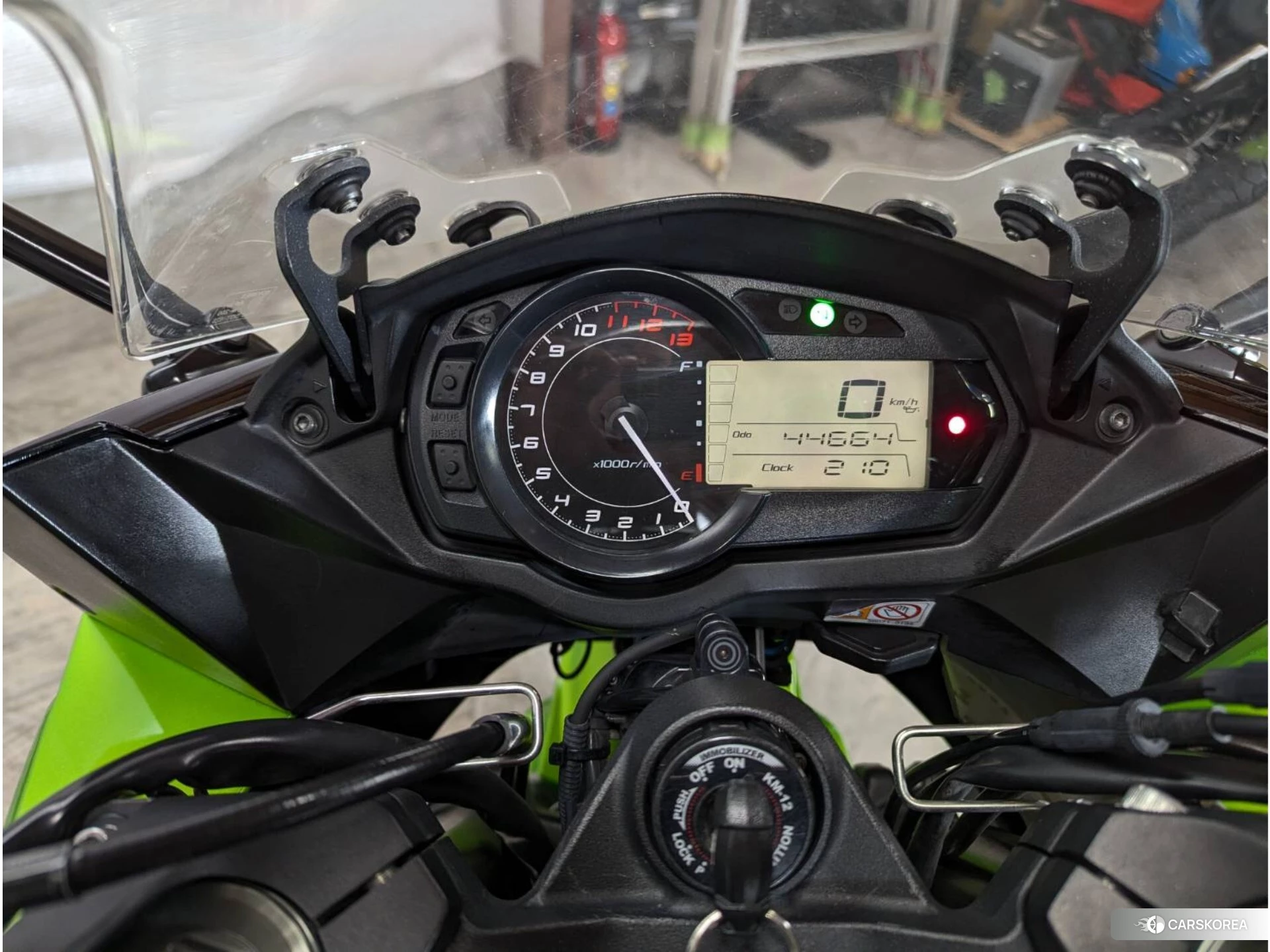 Проданный Kawasaki NINJA 1000 id 4192786 из Японии, фото 6
