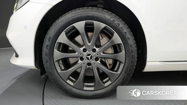 Mercedes-Benz E-Class W213 id 4269571 из Кореи 30