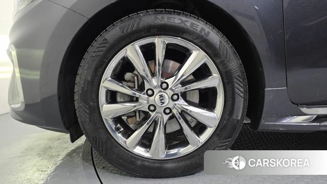 Kia The New Carnival id 4246007 из Кореи 15