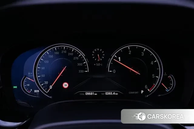 BMW 5 Series (G30) id 3754607 из Кореи 15