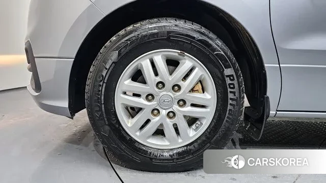 Hyundai The New Grand Starex id 3651340 из Кореи 15