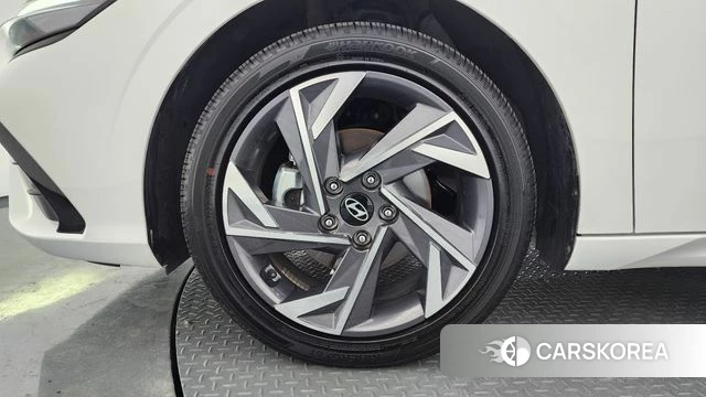 Hyundai The New Avante (CN7) id 4617346 из Кореи 28