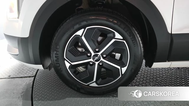 Kia Di Ol Nu Niro id 4928709 из Кореи 33