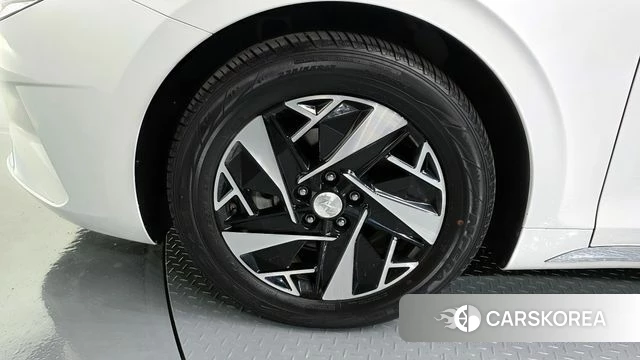 Hyundai The New Grandeur IG Hybrid id 4187452 из Кореи 30