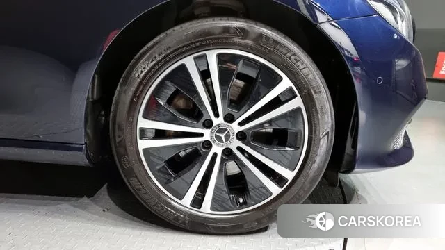 Mercedes-Benz E-Class W213 id 2970586 из Кореи 15