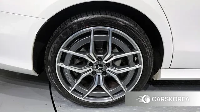 Mercedes-Benz E-Class W213 id 3741142 из Кореи 15