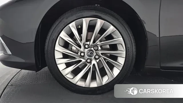 Lexus ES300h 7th generation id 2994783 из Кореи 15