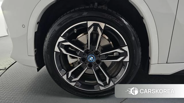 BMW iX1 (U11) id 4242834 из Кореи 34