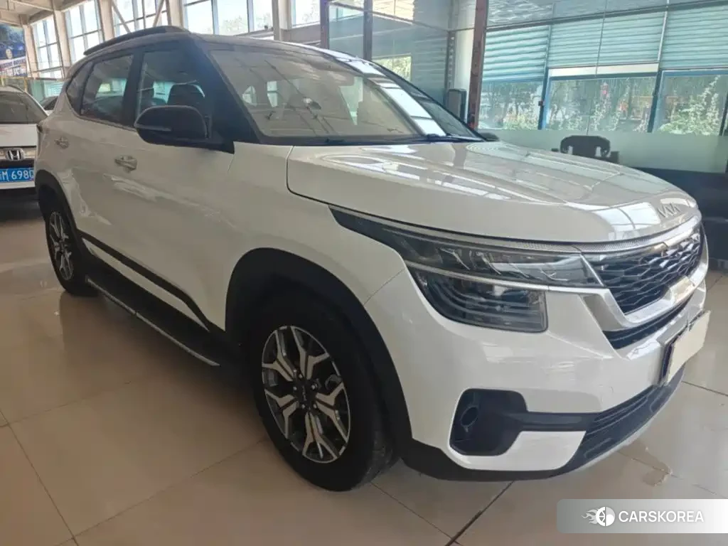 Kia KX3 2022 Белый из Китая, фото 5