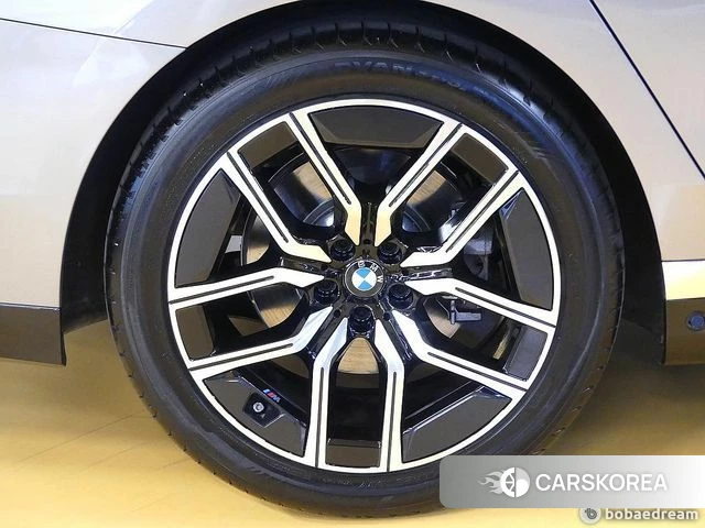 BMW 7 Series (G70) id 4315077 из Кореи 15