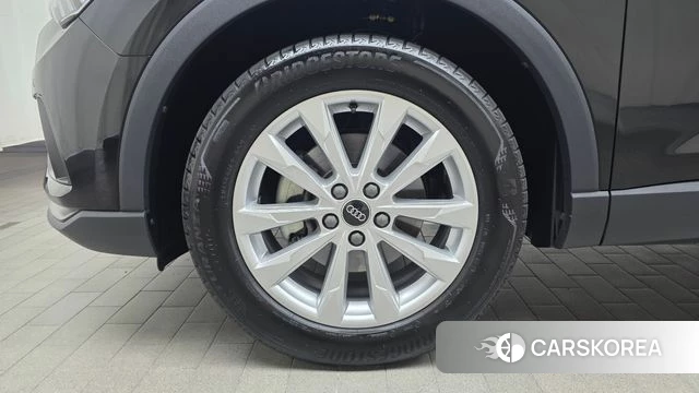 Audi Q3 (F3) id 4395190 из Кореи 26