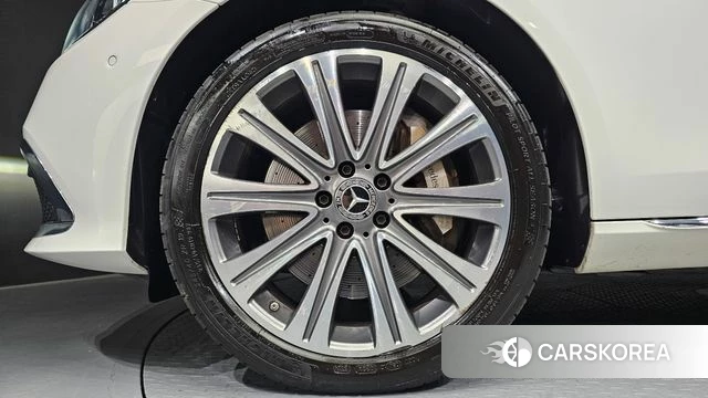 Mercedes-Benz E-Class W213 id 4481983 из Кореи 28