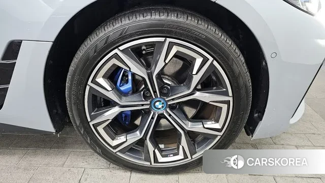 BMW i4 id 3576521 из Кореи 15