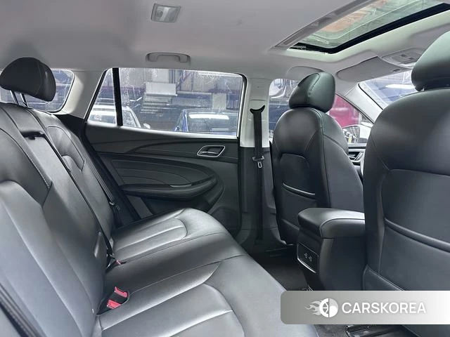 Roewe Ei5 2019 Белый из Китая, фото 5