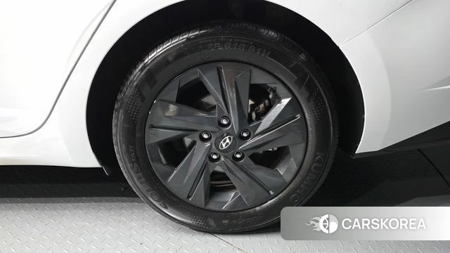 Hyundai Avante Hybrid (CN7) id 4528593 из Кореи 25