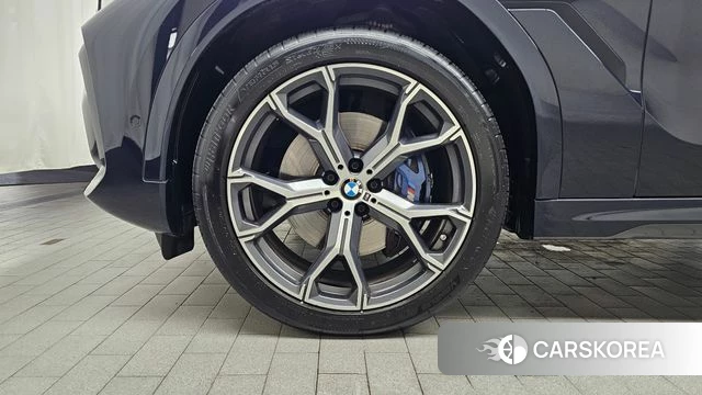 BMW X6 (G06) id 4495551 из Кореи 27