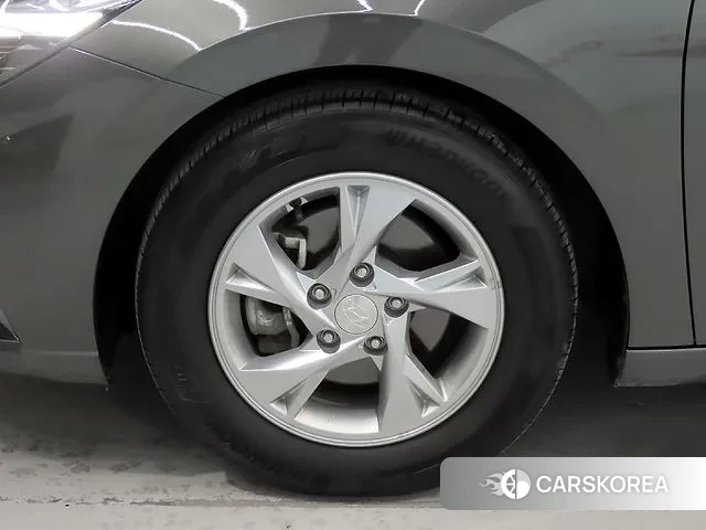 Hyundai Avante (CN7) id 3572598 из Кореи 15