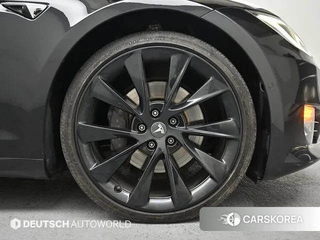 Tesla Model S id 3737120 из Кореи 15