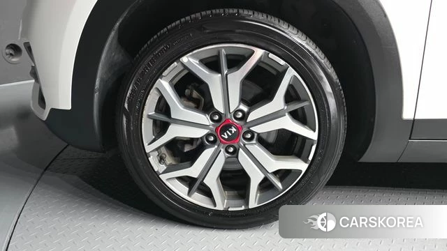 Kia Seltos id 4712877 из Кореи 15