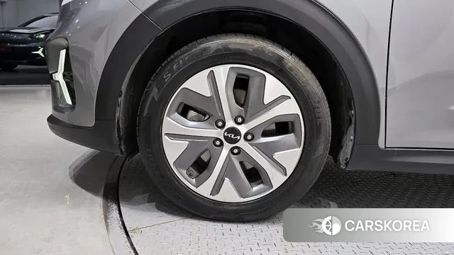 Kia Niro Plus id 3689950 из Кореи 15