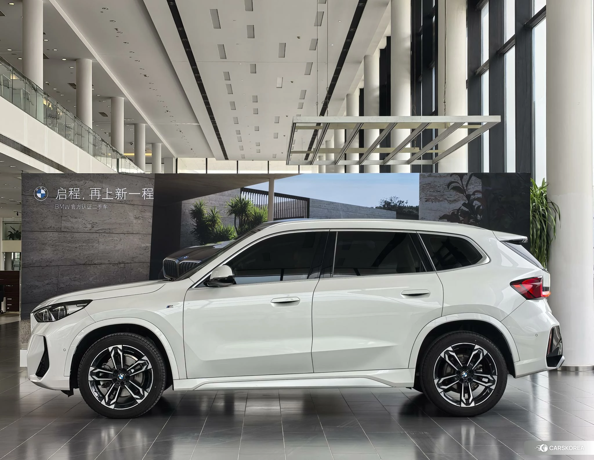 BMW X1 2023 Белый из Китая, фото 5