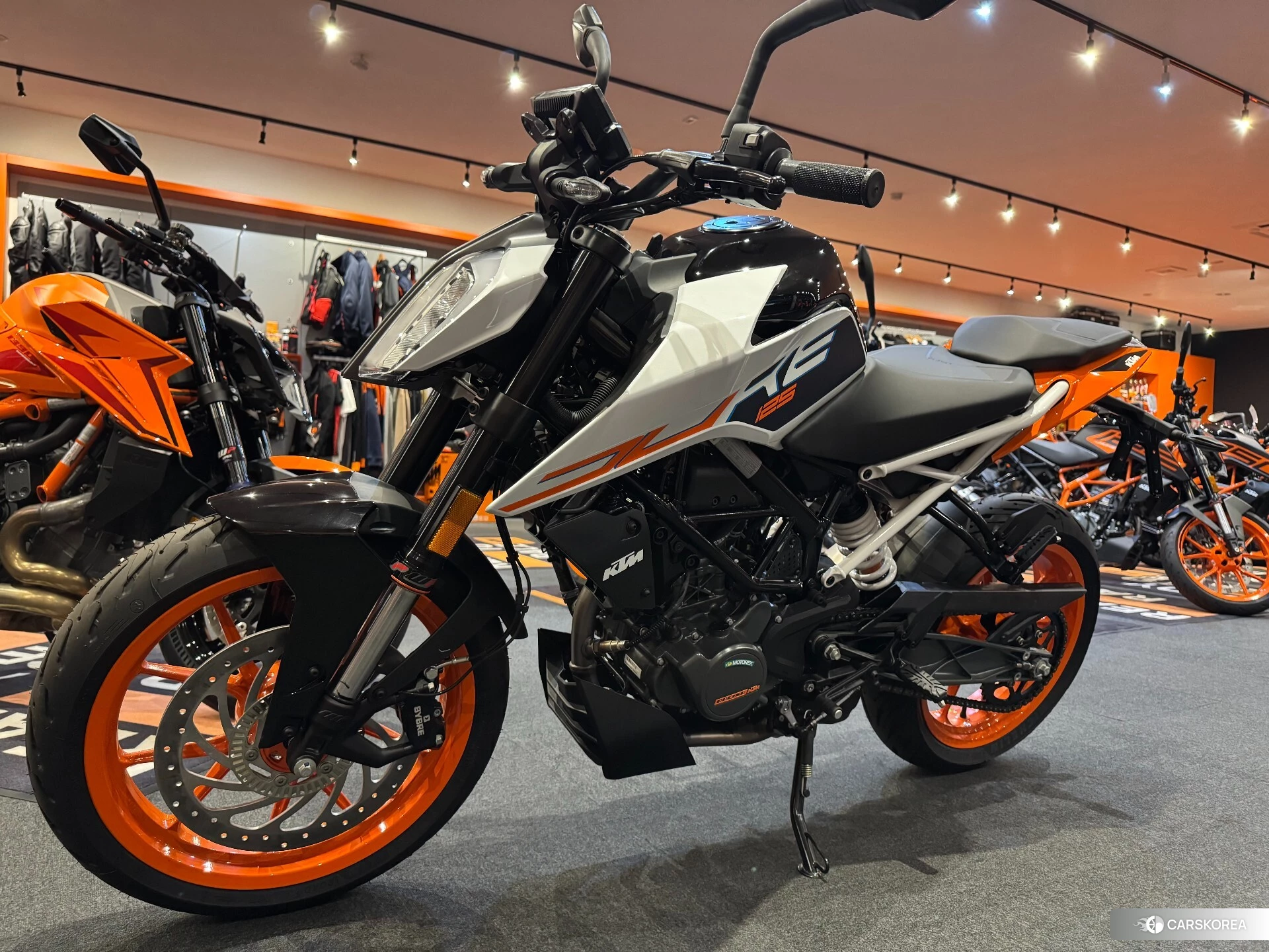 Проданный KTM 125 DUKE 2023 из Японии, фото 4