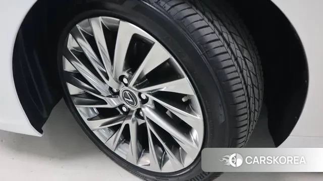 Lexus ES300h 7th generation id 3081304 из Кореи 12