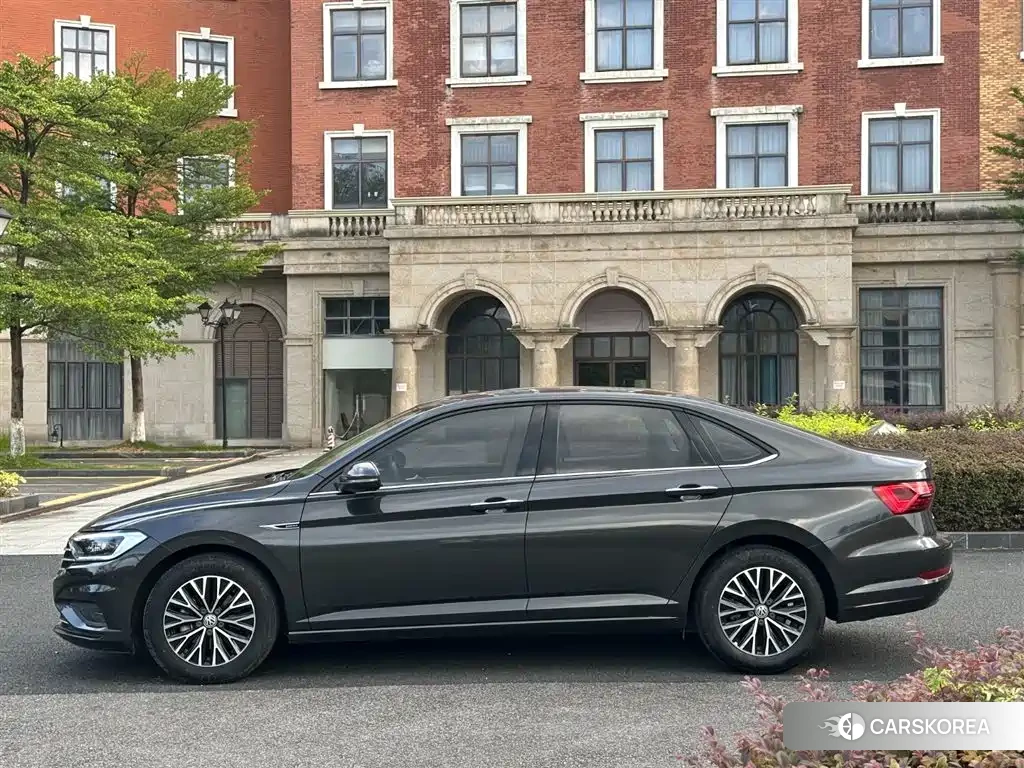 Volkswagen Sagitar id 4548381 из Китая 13