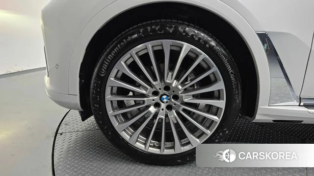 BMW X7 (G07) id 4396919 из Кореи 26