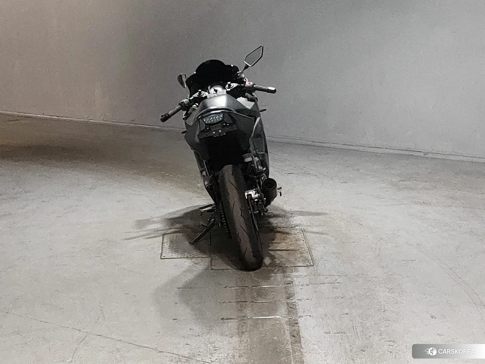 Kawasaki NINJA 250R 2011 из Японии, фото 3