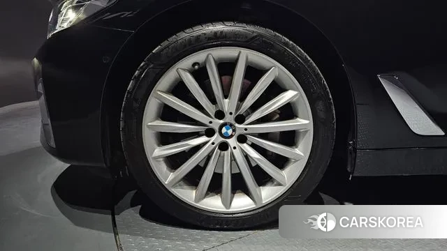 BMW 5 Series (G30) id 3560729 из Кореи 15