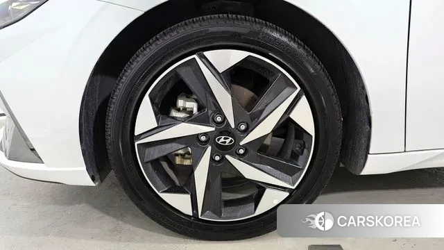 Hyundai Avante Hybrid (CN7) id 3007719 из Кореи 15