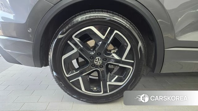 Volkswagen Touareg 3rd generation id 4474344 из Кореи 31