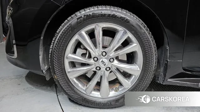 Kia The New Carnival id 3646808 из Кореи 15