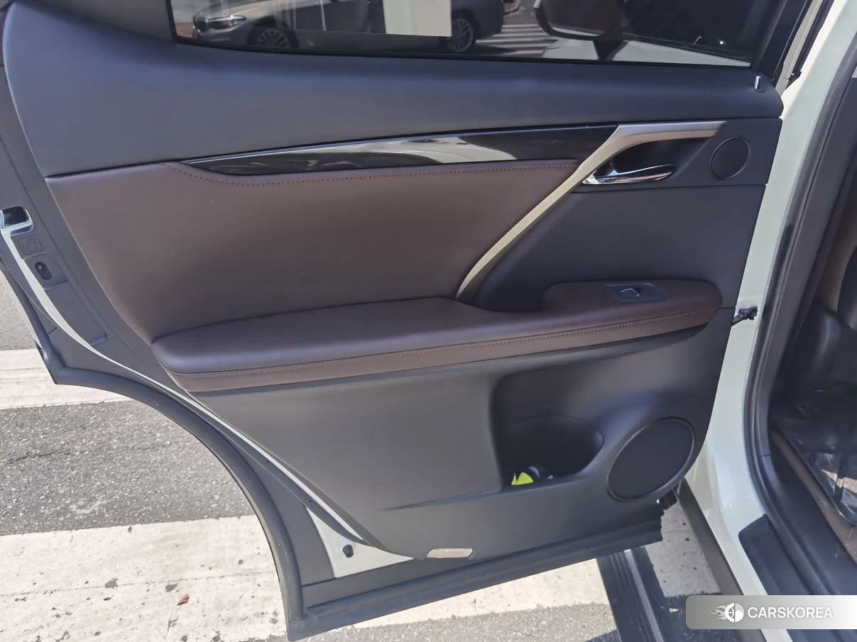 Lexus RX id 4407653 из Китая 9