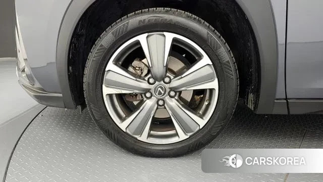 Lexus UX300e id 3721753 из Кореи 15