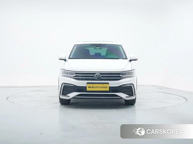 Volkswagen Tiguan L id 4272668 из Китая 23