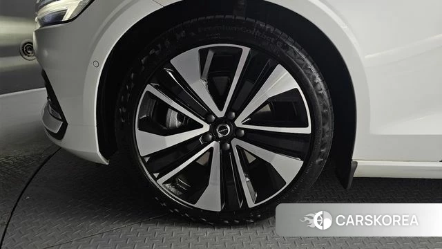 Volvo S60 3rd generation id 3870384 из Кореи 15