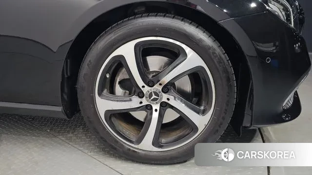 Mercedes-Benz E-Class W213 id 3176201 из Кореи 15