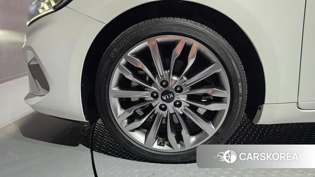 Kia K7 Premier id 4245774 из Кореи 15