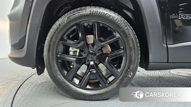 Jeep Renegade id 3606377 из Кореи 15