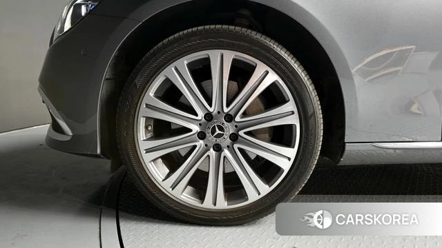 Mercedes-Benz E-Class W213 id 3940868 из Кореи 15