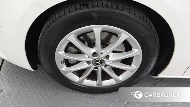 Mercedes-Benz A-Class W177 id 3412570 из Кореи 15