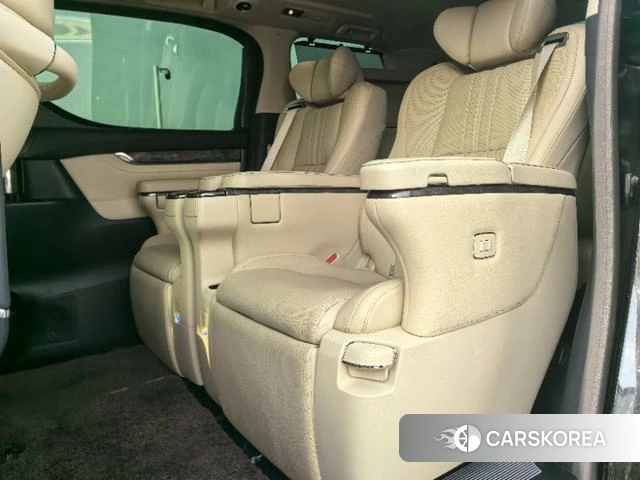 Toyota Elfa id 4258942 из Китая 11
