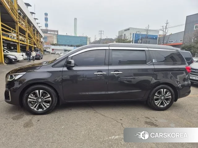 Kia The New Carnival id 3601659 из Кореи 15