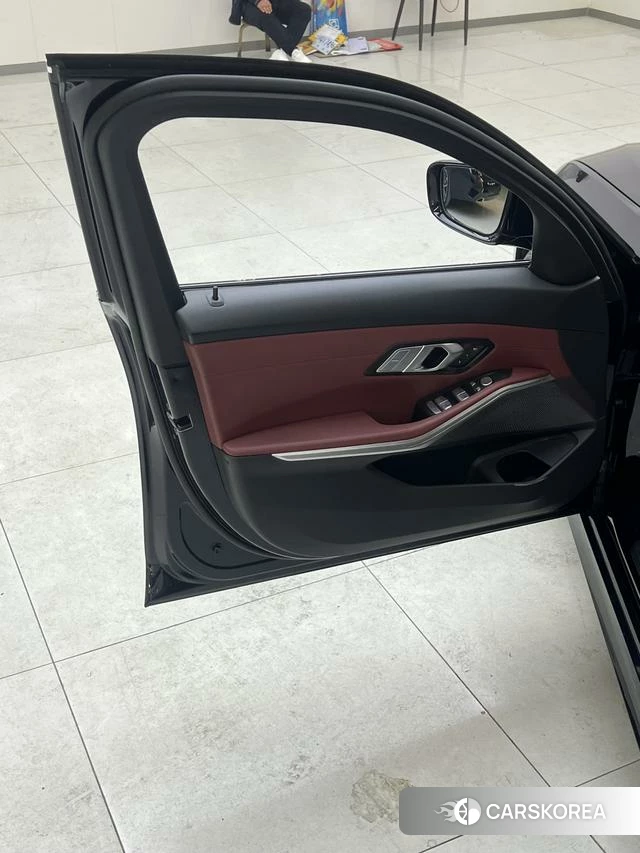 BMW 3 series id 4276998 из Китая 17